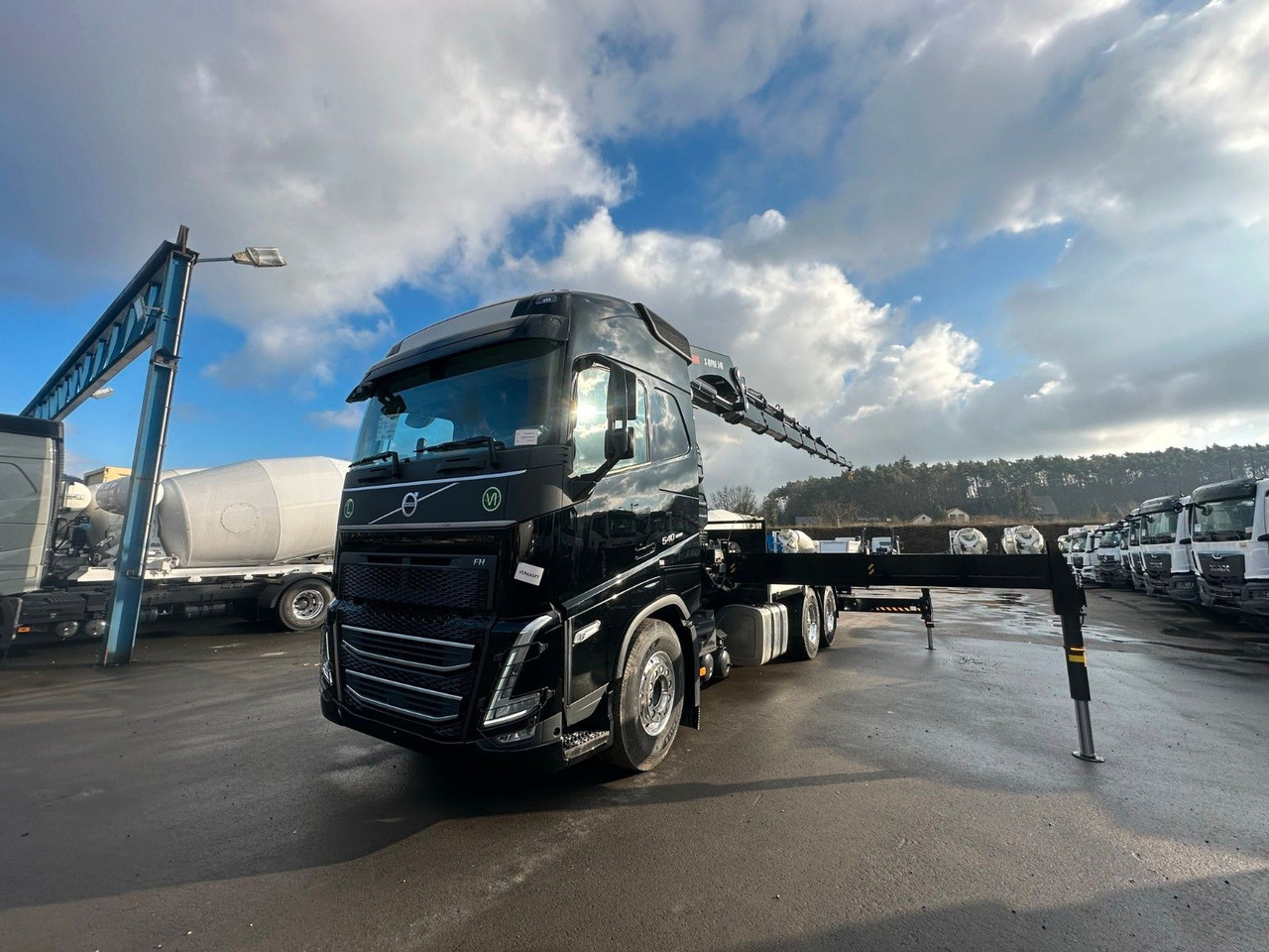 Volvo FH 540 6x4 Euro6e HIAB X-HIPRO 548 E 8 - Kamion s kranom: slika Volvo FH 540 6x4 Euro6e HIAB X-HIPRO 548 E 8 - Kamion s kranom Volvo FH 540 6x4 Euro6e HIAB X-HIPRO 548 E 8 - Kamion s kranom: slika Volvo FH 540 6x4 Euro6e HIAB X-HIPRO 548 E 8 - Kamion s kranom