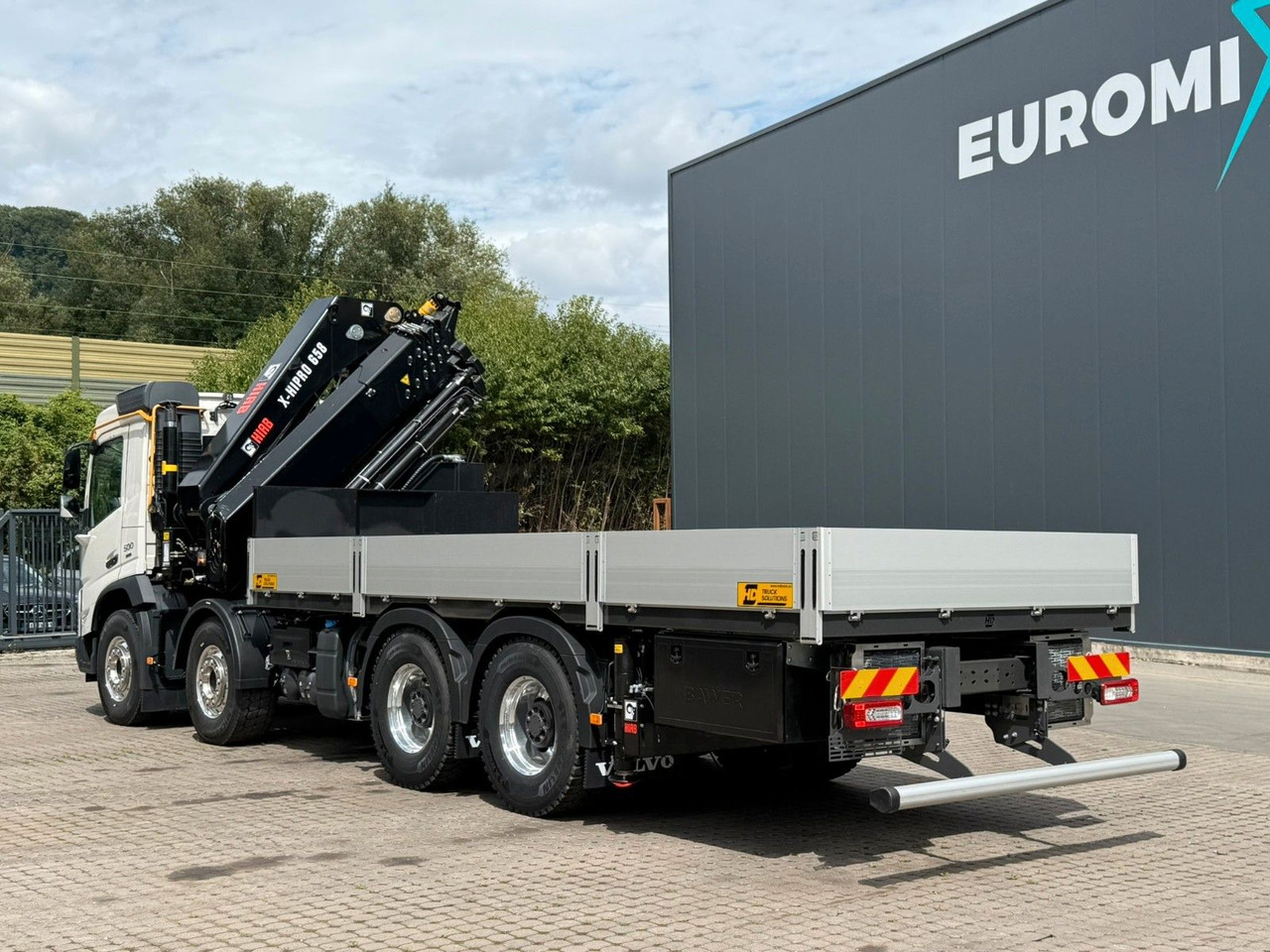 Volvo FMX 500 8x4 Kran Hiab 658-6 - Kamion s kranom: slika Volvo FMX 500 8x4 Kran Hiab 658-6 - Kamion s kranom Volvo FMX 500 8x4 Kran Hiab 658-6 - Kamion s kranom: slika Volvo FMX 500 8x4 Kran Hiab 658-6 - Kamion s kranom