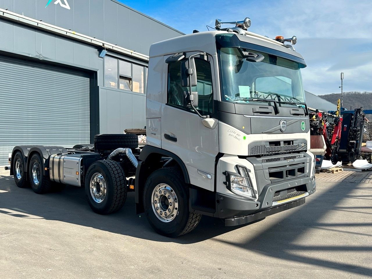 Volvo FMX 500 8x4 - Kamion-šasija: slika Volvo FMX 500 8x4 - Kamion-šasija Volvo FMX 500 8x4 - Kamion-šasija: slika Volvo FMX 500 8x4 - Kamion-šasija