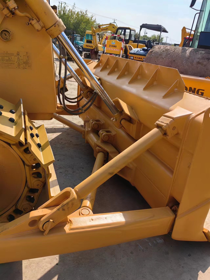 CATERPILLAR D6G2 - Buldožer: slika CATERPILLAR D6G2 - Buldožer CATERPILLAR D6G2 - Buldožer: slika CATERPILLAR D6G2 - Buldožer
