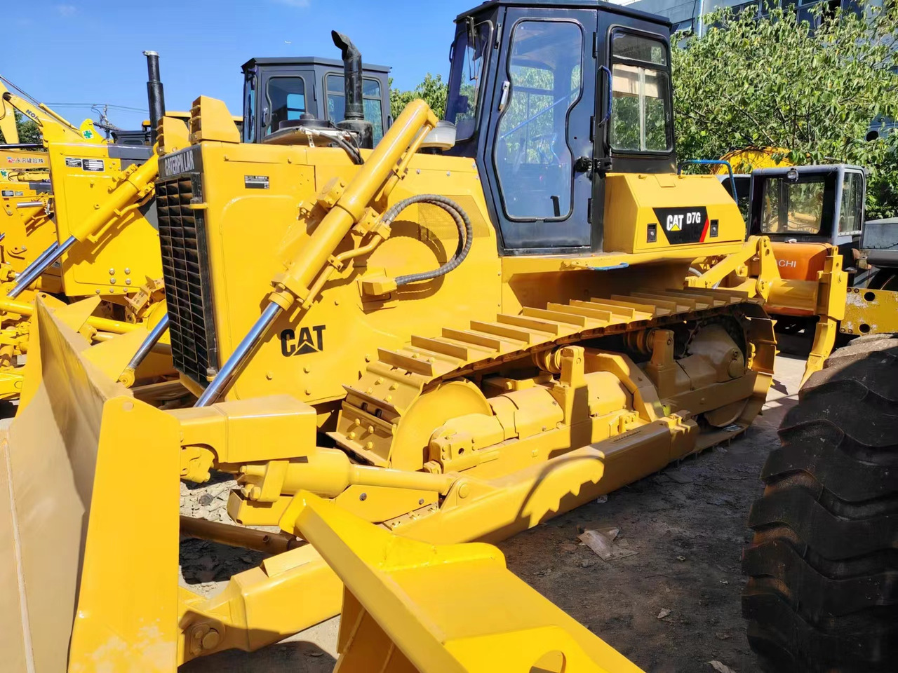 CATERPILLAR D7G - Buldožer: slika CATERPILLAR D7G - Buldožer CATERPILLAR D7G - Buldožer: slika CATERPILLAR D7G - Buldožer