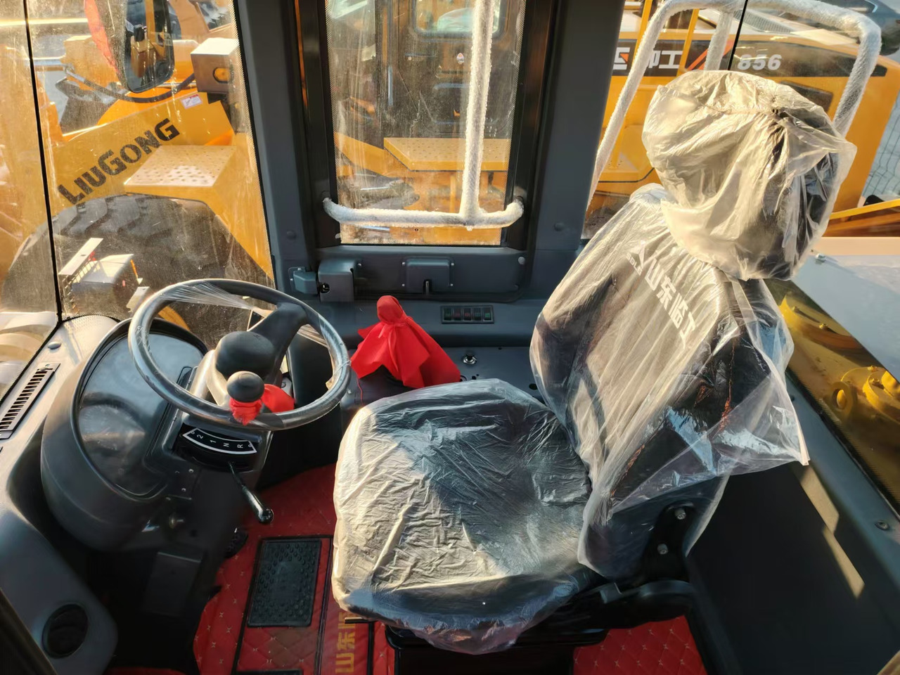 CATERPILLAR LG958F - Utovarivač na kotačima: slika CATERPILLAR LG958F - Utovarivač na kotačima CATERPILLAR LG958F - Utovarivač na kotačima: slika CATERPILLAR LG958F - Utovarivač na kotačima