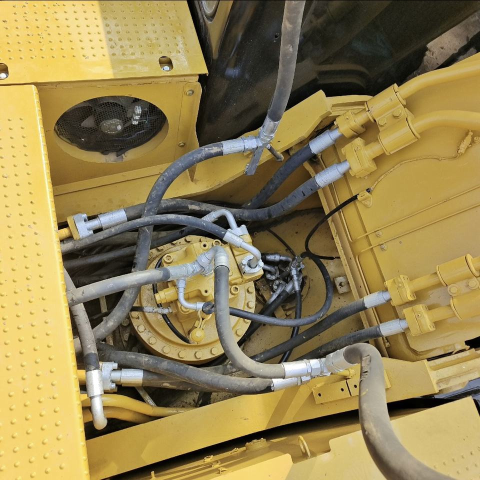 Bager gusjeničar Hot Used Caterpillar Hydraulic Crawler Excavator CAT 324D 325B 325BL 325C Excavator China Provided Yuken Pump 2021 Vickers Pumps: slika Bager gusjeničar Hot Used Caterpillar Hydraulic Crawler Excavator CAT 324D 325B 325BL 325C Excavator China Provided Yuken Pump 2021 Vickers Pumps