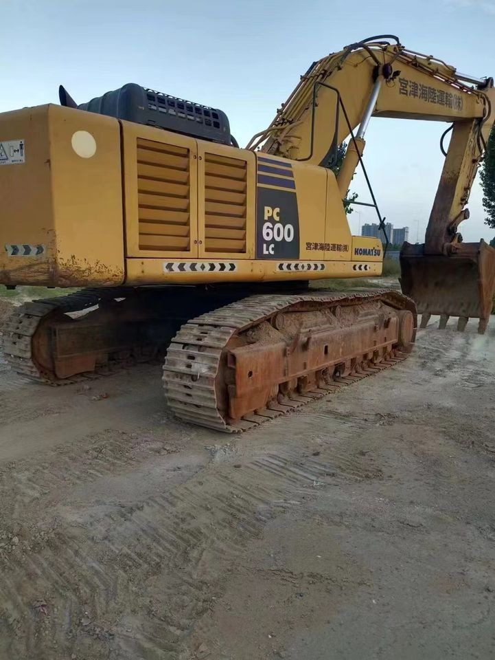 Original Good Condition USED Excavator PC600LC-8 60 Ton Excavator Crawler Excavator for Komatsu on Sale - Bager gusjeničar: slika Original Good Condition USED Excavator PC600LC-8 60 Ton Excavator Crawler Excavator for Komatsu on Sale - Bager gusjeničar Original Good Condition USED Excavator PC600LC-8 60 Ton Excavator Crawler Excavator for Komatsu on Sale - Bager gusjeničar: slika Original Good Condition USED Excavator PC600LC-8 60 Ton Excavator Crawler Excavator for Komatsu on Sale - Bager gusjeničar