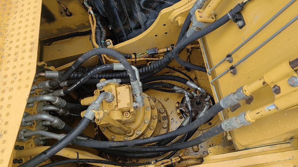 Original Good Sale USED Excavator Cat CAT 320 GC 20 Ton Excavator Crawler Excavator for Caterpillar - Bager gusjeničar: slika Original Good Sale USED Excavator Cat CAT 320 GC 20 Ton Excavator Crawler Excavator for Caterpillar - Bager gusjeničar Original Good Sale USED Excavator Cat CAT 320 GC 20 Ton Excavator Crawler Excavator for Caterpillar - Bager gusjeničar: slika Original Good Sale USED Excavator Cat CAT 320 GC 20 Ton Excavator Crawler Excavator for Caterpillar - Bager gusjeničar