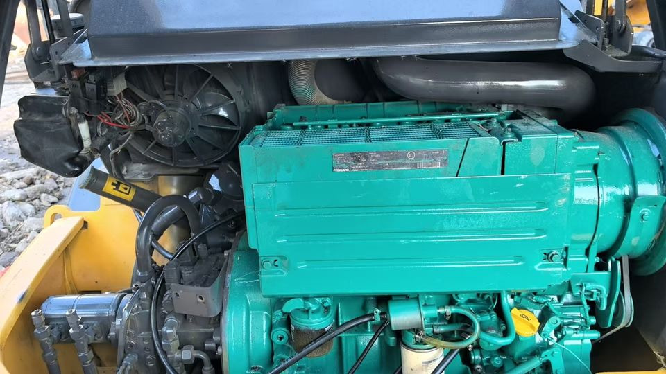 Preferential Price Used Volvo L20F Small Skid Steer Loader Secondhand VOLVO L20f Mini Wheel Loader in Good Condition for Sale - Utovarivač na kotačima: slika Preferential Price Used Volvo L20F Small Skid Steer Loader Secondhand VOLVO L20f Mini Wheel Loader in Good Condition for Sale - Utovarivač na kotačima Preferential Price Used Volvo L20F Small Skid Steer Loader Secondhand VOLVO L20f Mini Wheel Loader in Good Condition for Sale - Utovarivač na kotačima: slika Preferential Price Used Volvo L20F Small Skid Steer Loader Secondhand VOLVO L20f Mini Wheel Loader in Good Condition for Sale - Utovarivač na kotačima