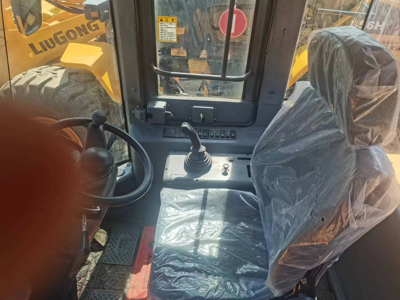 SDLG LG936L - Utovarivač na kotačima: slika SDLG LG936L - Utovarivač na kotačima SDLG LG936L - Utovarivač na kotačima: slika SDLG LG936L - Utovarivač na kotačima