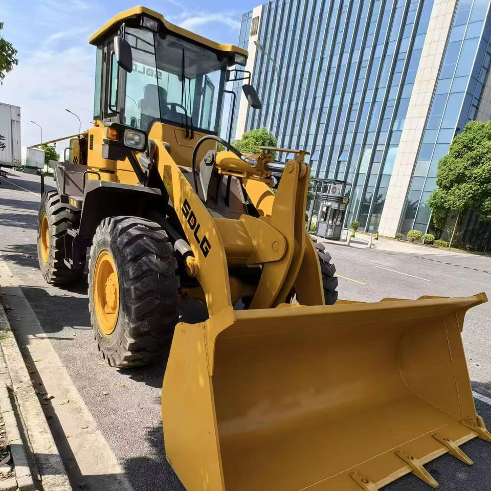SDLG LG936l Earthmoving Equipment Wheel Loaders 4x4 3 Ton Compact New Small 936 Loader for Sale - Utovarivač na kotačima: slika SDLG LG936l Earthmoving Equipment Wheel Loaders 4x4 3 Ton Compact New Small 936 Loader for Sale - Utovarivač na kotačima SDLG LG936l Earthmoving Equipment Wheel Loaders 4x4 3 Ton Compact New Small 936 Loader for Sale - Utovarivač na kotačima: slika SDLG LG936l Earthmoving Equipment Wheel Loaders 4x4 3 Ton Compact New Small 936 Loader for Sale - Utovarivač na kotačima