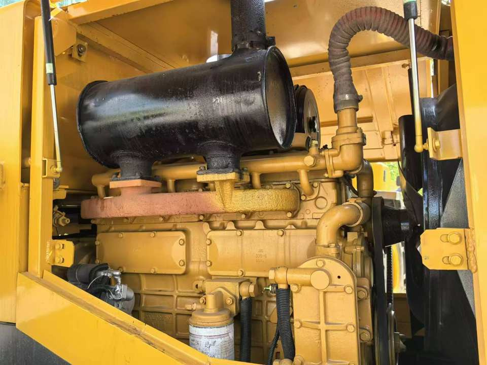 SDLG LG936l Earthmoving Equipment Wheel Loaders 4x4 3 Ton Compact New Small 936 Loader for Sale - Utovarivač na kotačima: slika SDLG LG936l Earthmoving Equipment Wheel Loaders 4x4 3 Ton Compact New Small 936 Loader for Sale - Utovarivač na kotačima SDLG LG936l Earthmoving Equipment Wheel Loaders 4x4 3 Ton Compact New Small 936 Loader for Sale - Utovarivač na kotačima: slika SDLG LG936l Earthmoving Equipment Wheel Loaders 4x4 3 Ton Compact New Small 936 Loader for Sale - Utovarivač na kotačima