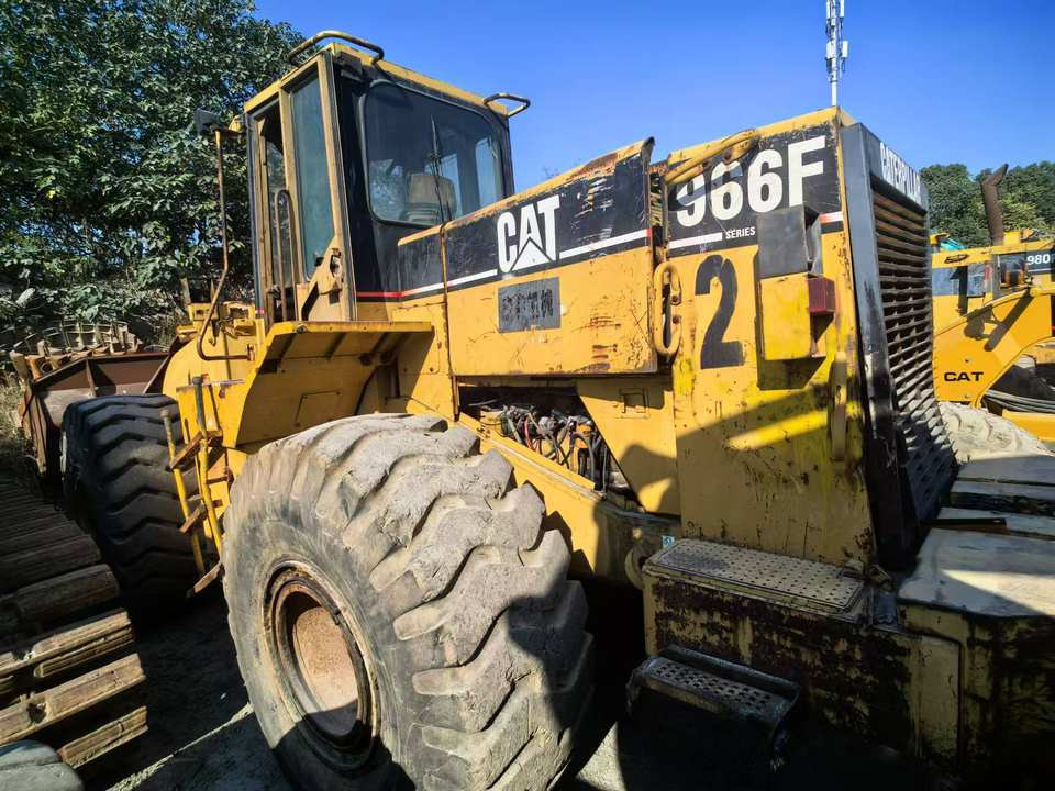 Used Front Wheel Loader CAT 966F With Good Price From Wheel Loaders Caterpillar Machinery Cat 966F Loaders - Utovarivač na kotačima: slika Used Front Wheel Loader CAT 966F With Good Price From Wheel Loaders Caterpillar Machinery Cat 966F Loaders - Utovarivač na kotačima Used Front Wheel Loader CAT 966F With Good Price From Wheel Loaders Caterpillar Machinery Cat 966F Loaders - Utovarivač na kotačima: slika Used Front Wheel Loader CAT 966F With Good Price From Wheel Loaders Caterpillar Machinery Cat 966F Loaders - Utovarivač na kotačima