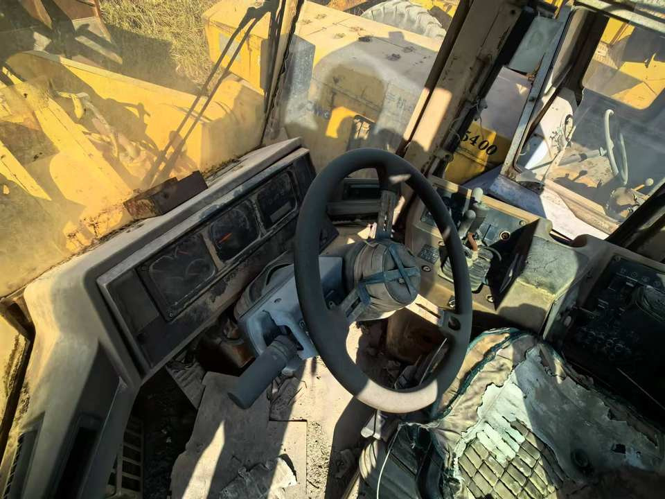 Used Front Wheel Loader CAT 966F With Good Price From Wheel Loaders Caterpillar Machinery Cat 966F Loaders - Utovarivač na kotačima: slika Used Front Wheel Loader CAT 966F With Good Price From Wheel Loaders Caterpillar Machinery Cat 966F Loaders - Utovarivač na kotačima Used Front Wheel Loader CAT 966F With Good Price From Wheel Loaders Caterpillar Machinery Cat 966F Loaders - Utovarivač na kotačima: slika Used Front Wheel Loader CAT 966F With Good Price From Wheel Loaders Caterpillar Machinery Cat 966F Loaders - Utovarivač na kotačima