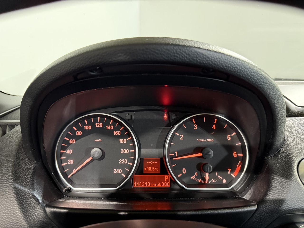 BMW | 1-serie Cabrio | 118i High Executive | 2009 | 114.310 km | 43HZT4 | Logisch - Automobil: slika  BMW | 1-serie Cabrio | 118i High Executive | 2009 | 114.310 km | 43HZT4 | Logisch - Automobil BMW | 1-serie Cabrio | 118i High Executive | 2009 | 114.310 km | 43HZT4 | Logisch - Automobil: slika  BMW | 1-serie Cabrio | 118i High Executive | 2009 | 114.310 km | 43HZT4 | Logisch - Automobil