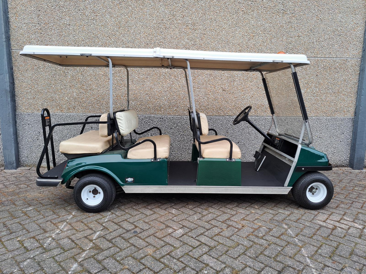 ClubCar Villager Shuttle 6 Golfkar (2) - Vozilo za golf terene: slika ClubCar Villager Shuttle 6 Golfkar (2) - Vozilo za golf terene ClubCar Villager Shuttle 6 Golfkar (2) - Vozilo za golf terene: slika ClubCar Villager Shuttle 6 Golfkar (2) - Vozilo za golf terene