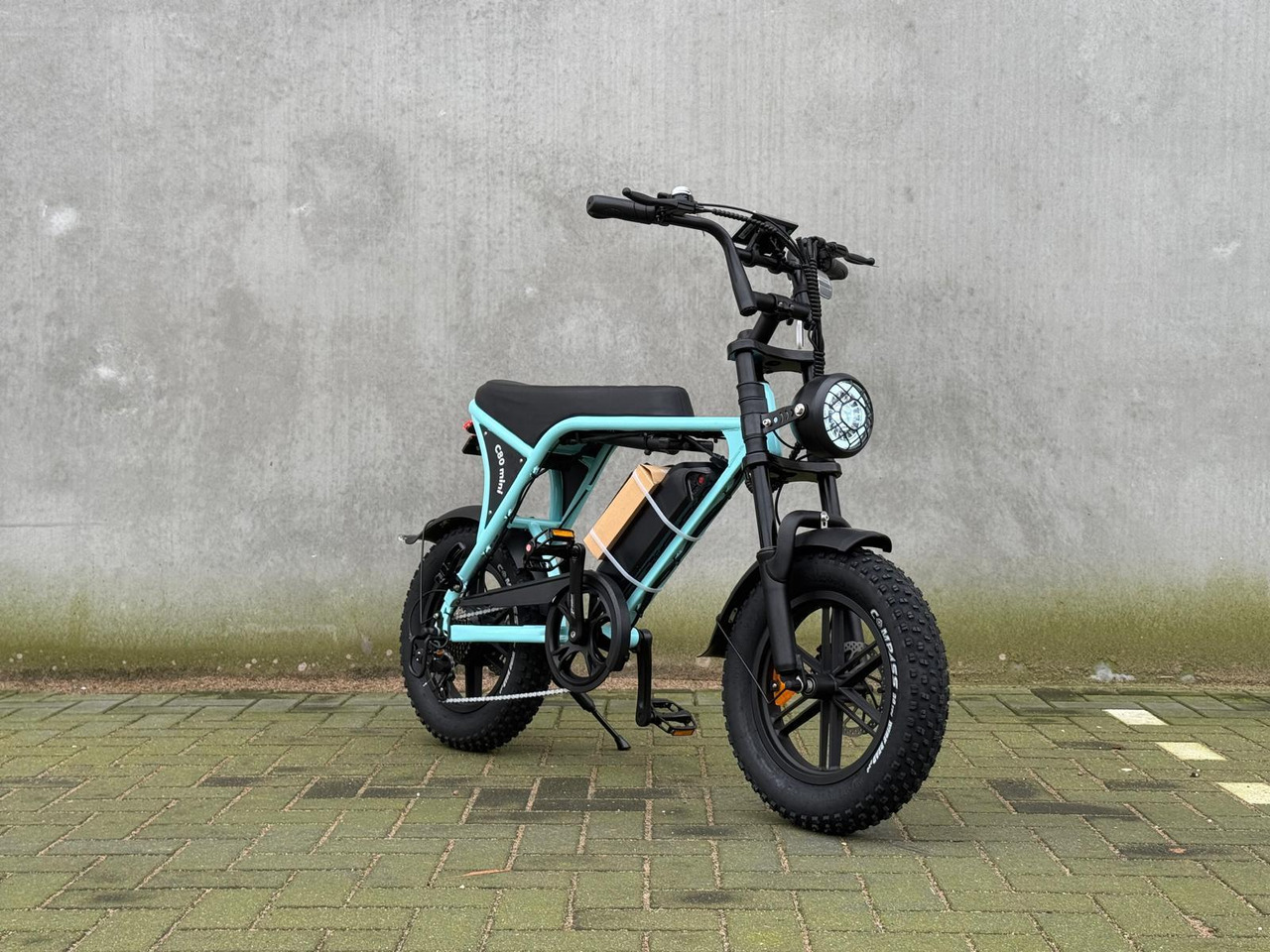 Mini Fatbike | C80 | Diverse kleuren | Vanaf 130 cm | NIEUW! - Drugi strojevi: slika Mini Fatbike | C80 | Diverse kleuren | Vanaf 130 cm | NIEUW! - Drugi strojevi Mini Fatbike | C80 | Diverse kleuren | Vanaf 130 cm | NIEUW! - Drugi strojevi: slika Mini Fatbike | C80 | Diverse kleuren | Vanaf 130 cm | NIEUW! - Drugi strojevi