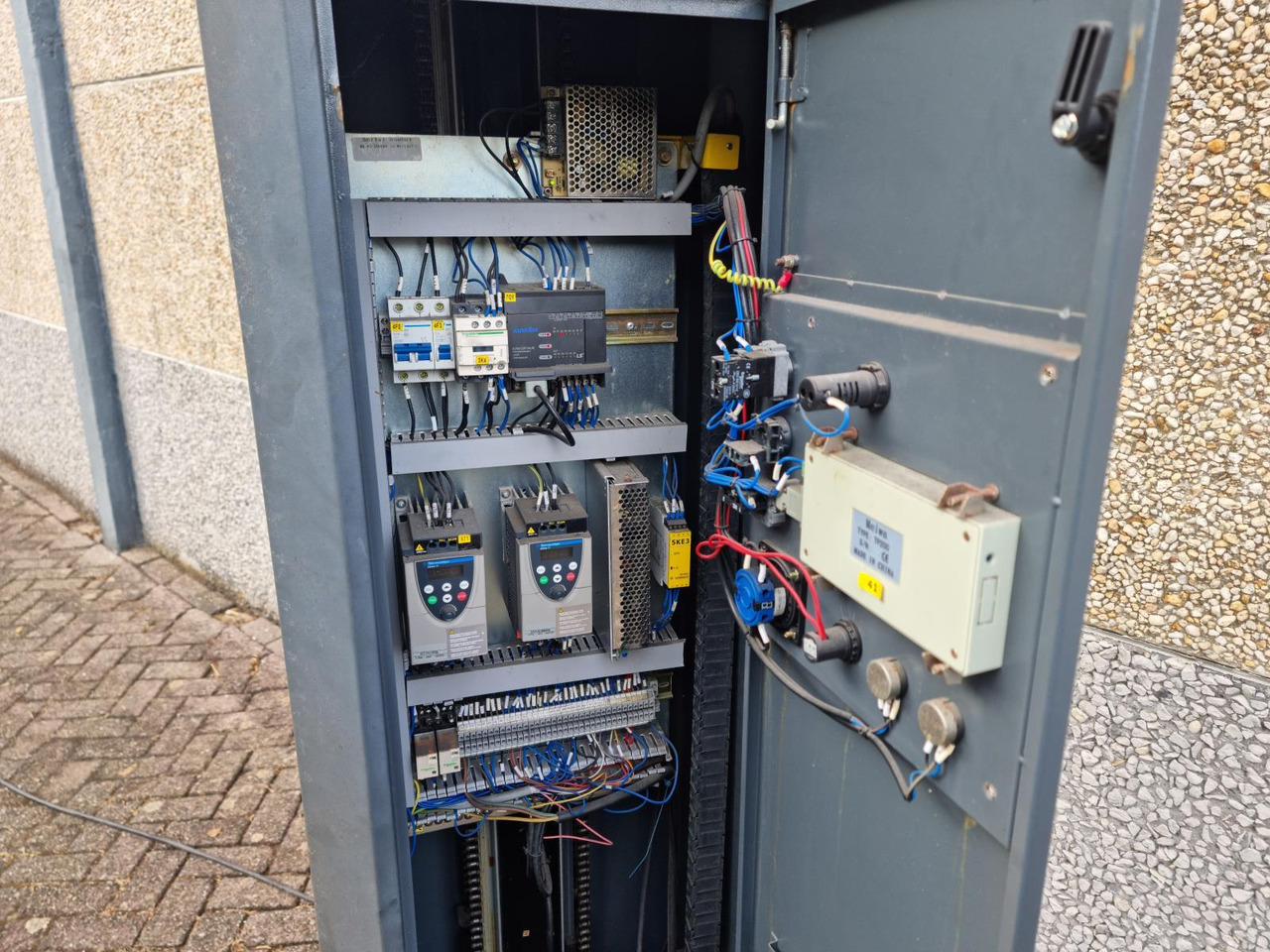 EVC MH R9-2000AE Wikkelmachine - Oprema za radionice: slika EVC MH R9-2000AE Wikkelmachine - Oprema za radionice EVC MH R9-2000AE Wikkelmachine - Oprema za radionice: slika EVC MH R9-2000AE Wikkelmachine - Oprema za radionice