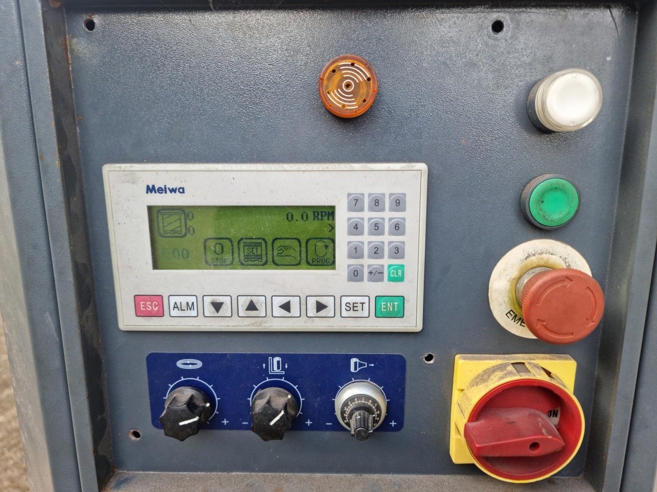 EVC MH R9-2000AE Wikkelmachine - Oprema za radionice: slika EVC MH R9-2000AE Wikkelmachine - Oprema za radionice EVC MH R9-2000AE Wikkelmachine - Oprema za radionice: slika EVC MH R9-2000AE Wikkelmachine - Oprema za radionice