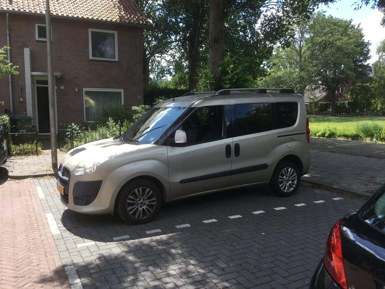Fiat Doblò 1.4 Dynamic | 2011 | 111.485 | 19-RTL-6 - Automobil: slika Fiat Doblò 1.4 Dynamic | 2011 | 111.485 | 19-RTL-6 - Automobil Fiat Doblò 1.4 Dynamic | 2011 | 111.485 | 19-RTL-6 - Automobil: slika Fiat Doblò 1.4 Dynamic | 2011 | 111.485 | 19-RTL-6 - Automobil