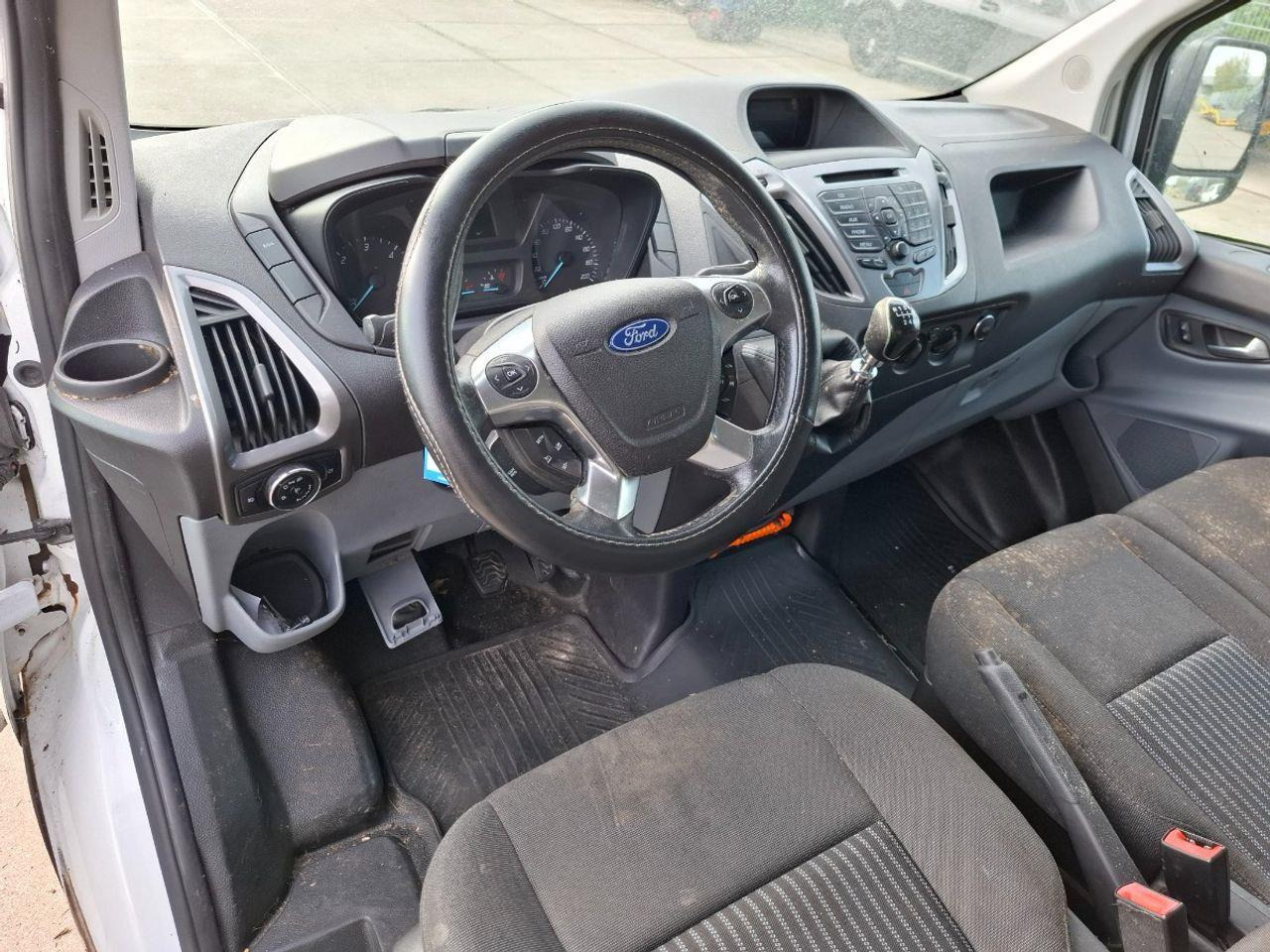 Ford Transit Custom 290 2.2 TDCI L1H1 Trend | 2014 | 338.255 km | VH206L | NAP: Logisch - Mali kombi: slika Ford Transit Custom 290 2.2 TDCI L1H1 Trend | 2014 | 338.255 km | VH206L | NAP: Logisch - Mali kombi Ford Transit Custom 290 2.2 TDCI L1H1 Trend | 2014 | 338.255 km | VH206L | NAP: Logisch - Mali kombi: slika Ford Transit Custom 290 2.2 TDCI L1H1 Trend | 2014 | 338.255 km | VH206L | NAP: Logisch - Mali kombi