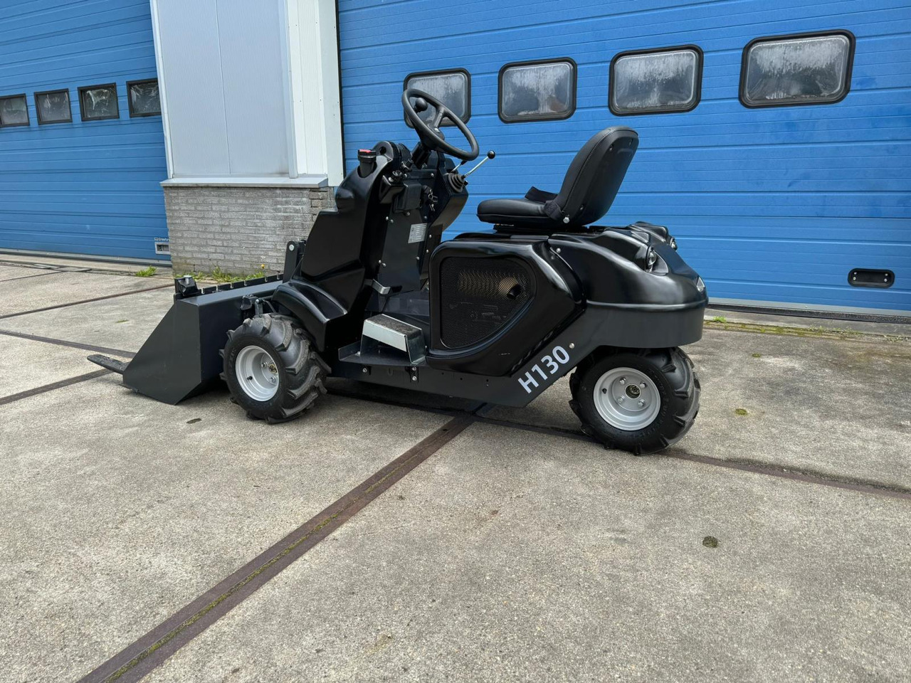 Heracles H130 Mini Shovel Nieuw - Oprema za radionice: slika Heracles H130 Mini Shovel Nieuw - Oprema za radionice Heracles H130 Mini Shovel Nieuw - Oprema za radionice: slika Heracles H130 Mini Shovel Nieuw - Oprema za radionice