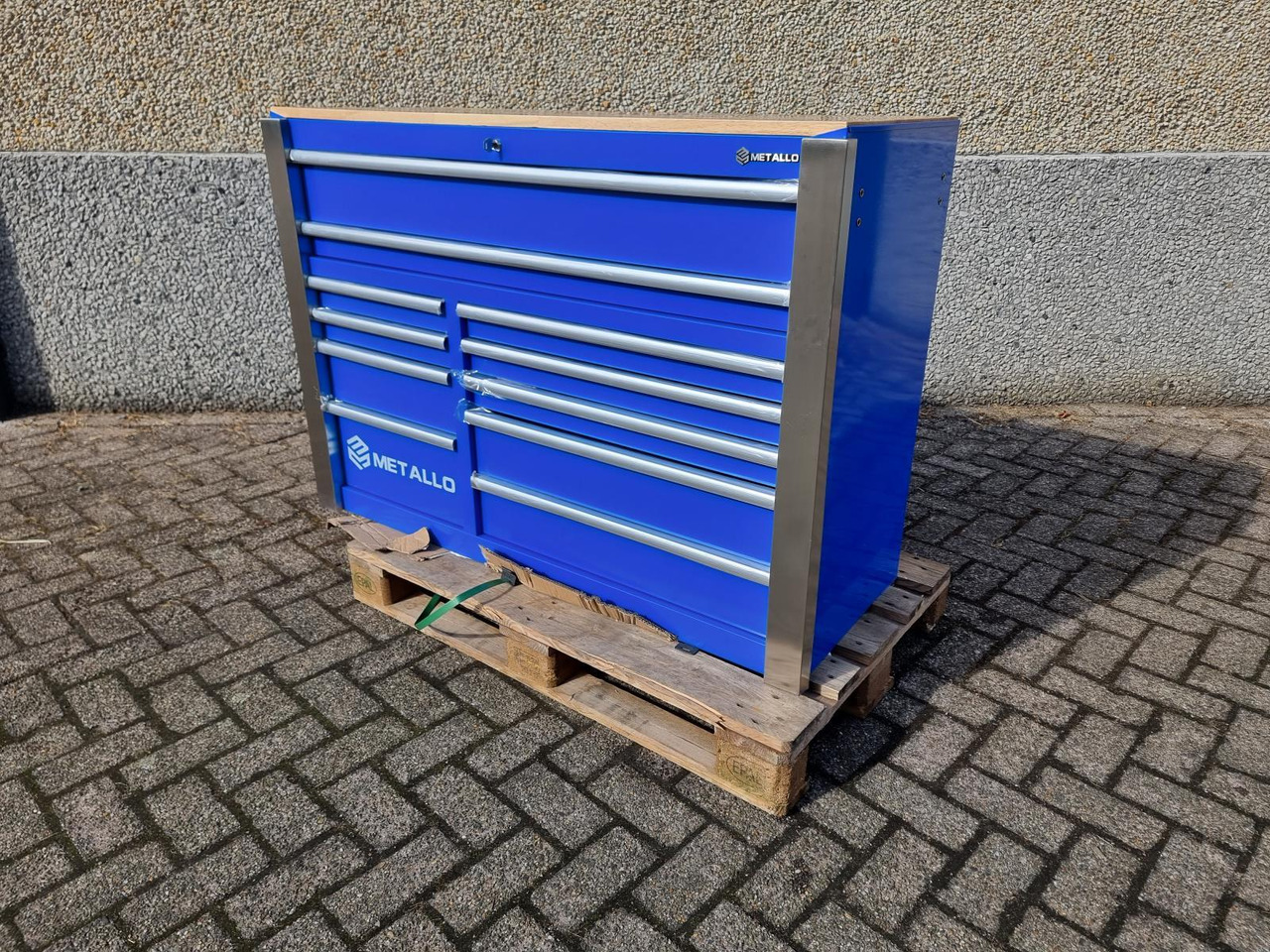 Metallo Mega Jumbo Gereedschapskist - Nieuw, 11 lades waarvan 9 gevuld met gereedschap - Oprema za radionice: slika Metallo Mega Jumbo Gereedschapskist - Nieuw, 11 lades waarvan 9 gevuld met gereedschap - Oprema za radionice Metallo Mega Jumbo Gereedschapskist - Nieuw, 11 lades waarvan 9 gevuld met gereedschap - Oprema za radionice: slika Metallo Mega Jumbo Gereedschapskist - Nieuw, 11 lades waarvan 9 gevuld met gereedschap - Oprema za radionice