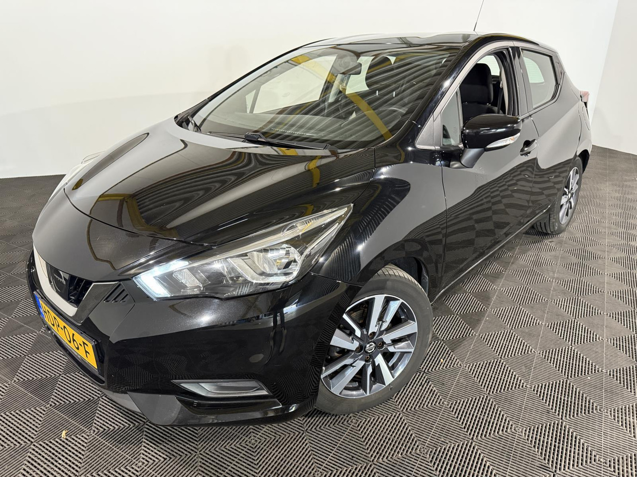 Nissan | Micra | 0.9 IG-T Acenta | 2018 | 158.656 km | HDP06F | Geen oordeel - Hatchback: slika Nissan | Micra | 0.9 IG-T Acenta | 2018 | 158.656 km | HDP06F | Geen oordeel - Hatchback Nissan | Micra | 0.9 IG-T Acenta | 2018 | 158.656 km | HDP06F | Geen oordeel - Hatchback: slika Nissan | Micra | 0.9 IG-T Acenta | 2018 | 158.656 km | HDP06F | Geen oordeel - Hatchback