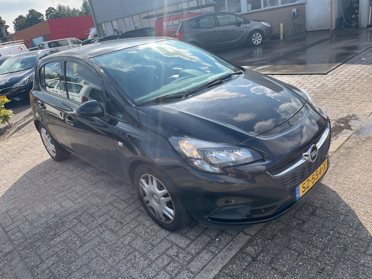 Opel Corsa 1.4 Favourite | 2018 | 98.705 km | SZ554X | NAP: Logisch - Hatchback: slika  Opel Corsa 1.4 Favourite | 2018 | 98.705 km | SZ554X | NAP: Logisch - Hatchback Opel Corsa 1.4 Favourite | 2018 | 98.705 km | SZ554X | NAP: Logisch - Hatchback: slika  Opel Corsa 1.4 Favourite | 2018 | 98.705 km | SZ554X | NAP: Logisch - Hatchback