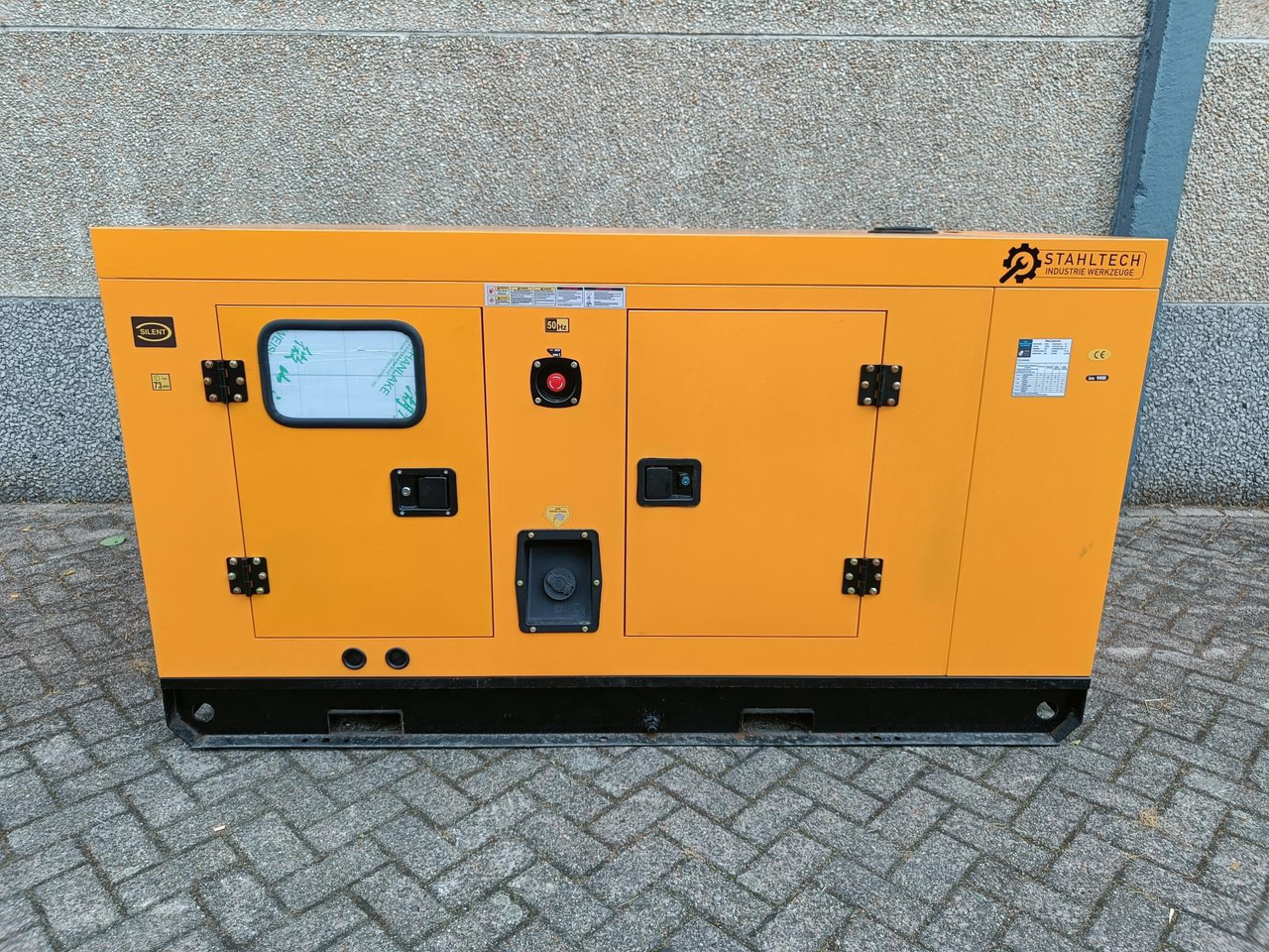 Stahltech 70kVA Diesel Generator Nieuw - Generatorski set: slika Stahltech 70kVA Diesel Generator Nieuw - Generatorski set Stahltech 70kVA Diesel Generator Nieuw - Generatorski set: slika Stahltech 70kVA Diesel Generator Nieuw - Generatorski set