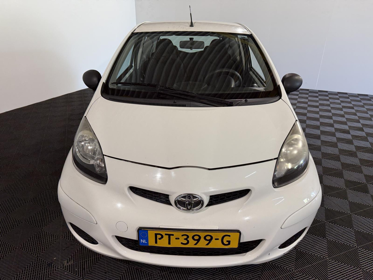 Toyota Aygo 1.0-12V Comfort PT-399-G 157.010 km - Automobil: slika Toyota Aygo 1.0-12V Comfort PT-399-G 157.010 km - Automobil Toyota Aygo 1.0-12V Comfort PT-399-G 157.010 km - Automobil: slika Toyota Aygo 1.0-12V Comfort PT-399-G 157.010 km - Automobil