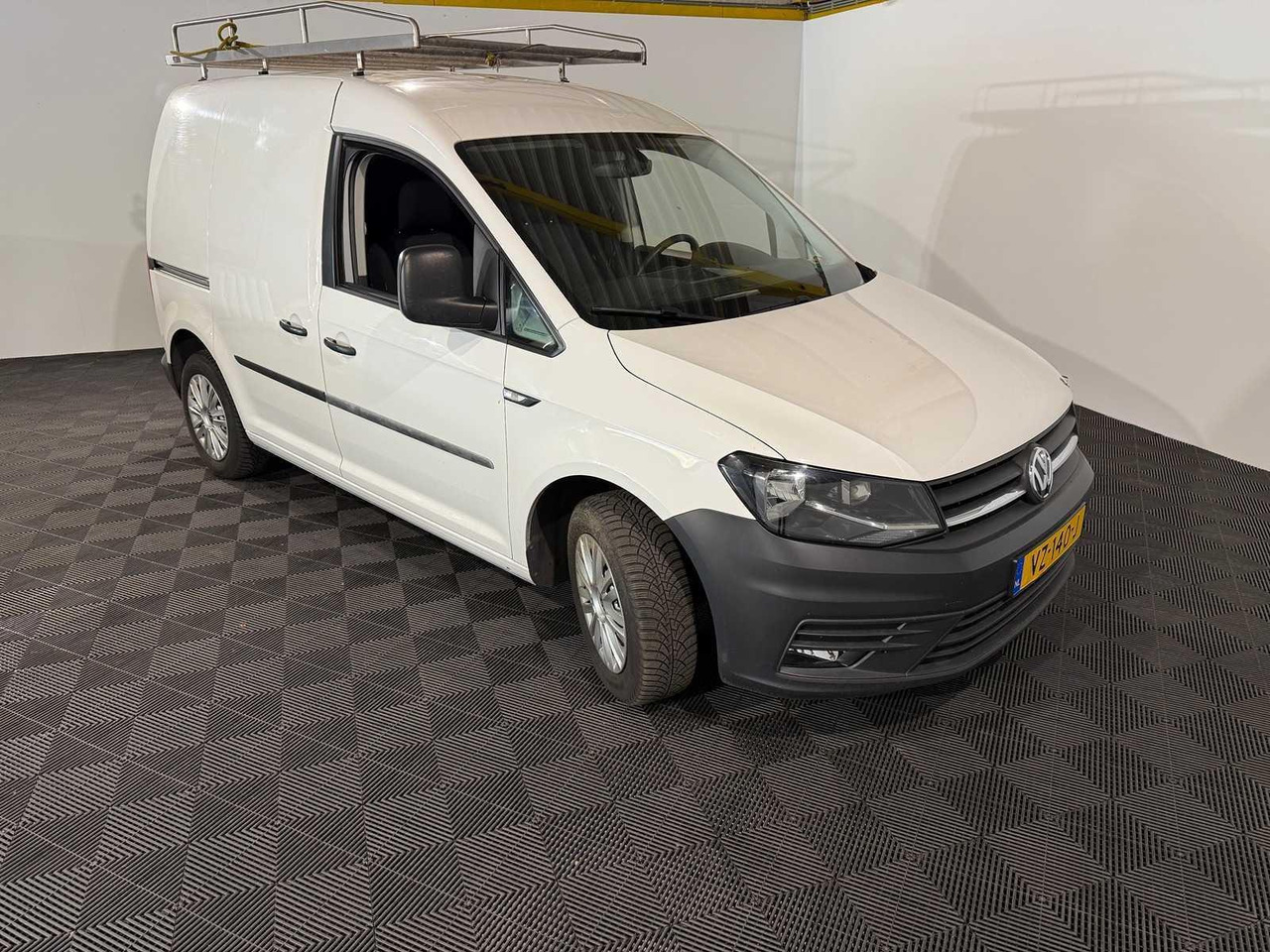 Volkswagen Caddy 2.0 TDI L1H1 BMT Comfortline VZ-140-J 169.307 km - Mali kombi: slika Volkswagen Caddy 2.0 TDI L1H1 BMT Comfortline VZ-140-J 169.307 km - Mali kombi Volkswagen Caddy 2.0 TDI L1H1 BMT Comfortline VZ-140-J 169.307 km - Mali kombi: slika Volkswagen Caddy 2.0 TDI L1H1 BMT Comfortline VZ-140-J 169.307 km - Mali kombi