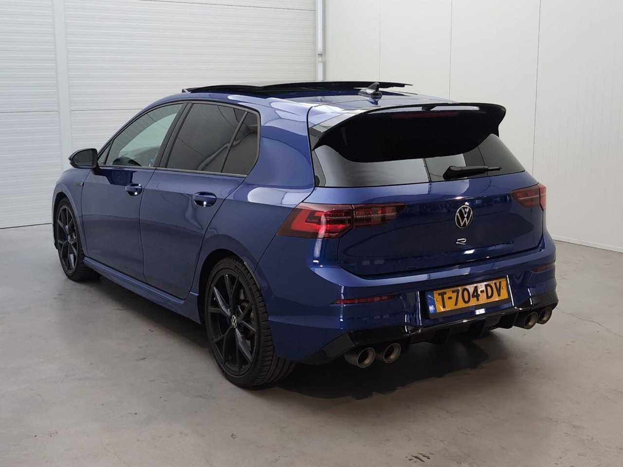 Volkswagen Golf 2.0 TSI R 4Motion | 2021 | 59.325 km | Automaat | T704DV | NAP: Geen oordeel - Hatchback: slika Volkswagen Golf 2.0 TSI R 4Motion | 2021 | 59.325 km | Automaat | T704DV | NAP: Geen oordeel - Hatchback Volkswagen Golf 2.0 TSI R 4Motion | 2021 | 59.325 km | Automaat | T704DV | NAP: Geen oordeel - Hatchback: slika Volkswagen Golf 2.0 TSI R 4Motion | 2021 | 59.325 km | Automaat | T704DV | NAP: Geen oordeel - Hatchback