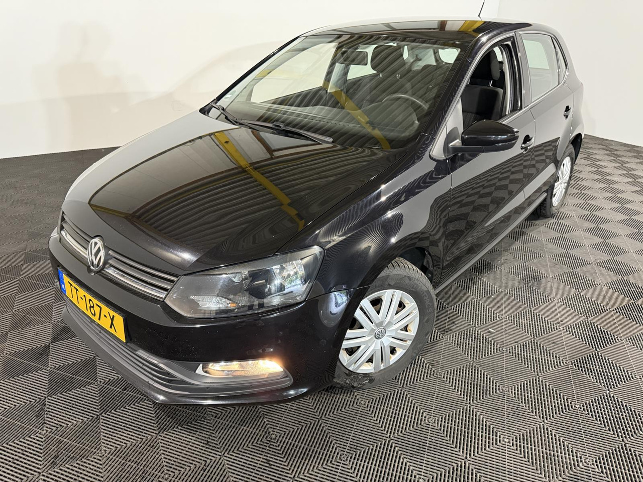 Volkswagen | Polo | 1.0 Comfortline Connected Series | 2017 | 178.442 km | TT187X | Geen oordeel - Hatchback: slika Volkswagen | Polo | 1.0 Comfortline Connected Series | 2017 | 178.442 km | TT187X | Geen oordeel - Hatchback Volkswagen | Polo | 1.0 Comfortline Connected Series | 2017 | 178.442 km | TT187X | Geen oordeel - Hatchback: slika Volkswagen | Polo | 1.0 Comfortline Connected Series | 2017 | 178.442 km | TT187X | Geen oordeel - Hatchback