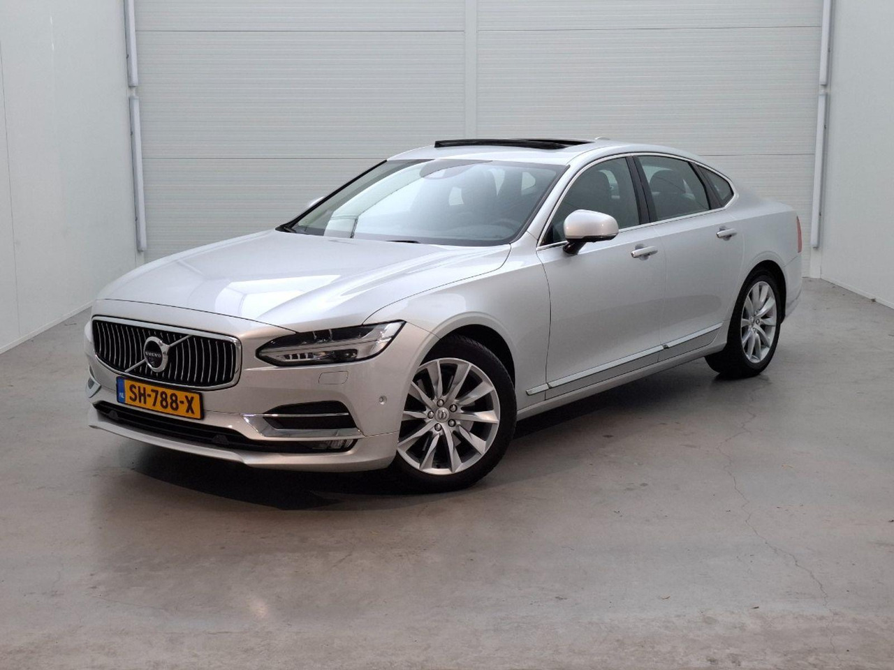 Volvo S90 2.0 D5 AWD Inscription | 2016 | 175.340 km | Automaat | SH788X | NAP: Geen oordeel - Limuzina: slika Volvo S90 2.0 D5 AWD Inscription | 2016 | 175.340 km | Automaat | SH788X | NAP: Geen oordeel - Limuzina Volvo S90 2.0 D5 AWD Inscription | 2016 | 175.340 km | Automaat | SH788X | NAP: Geen oordeel - Limuzina: slika Volvo S90 2.0 D5 AWD Inscription | 2016 | 175.340 km | Automaat | SH788X | NAP: Geen oordeel - Limuzina