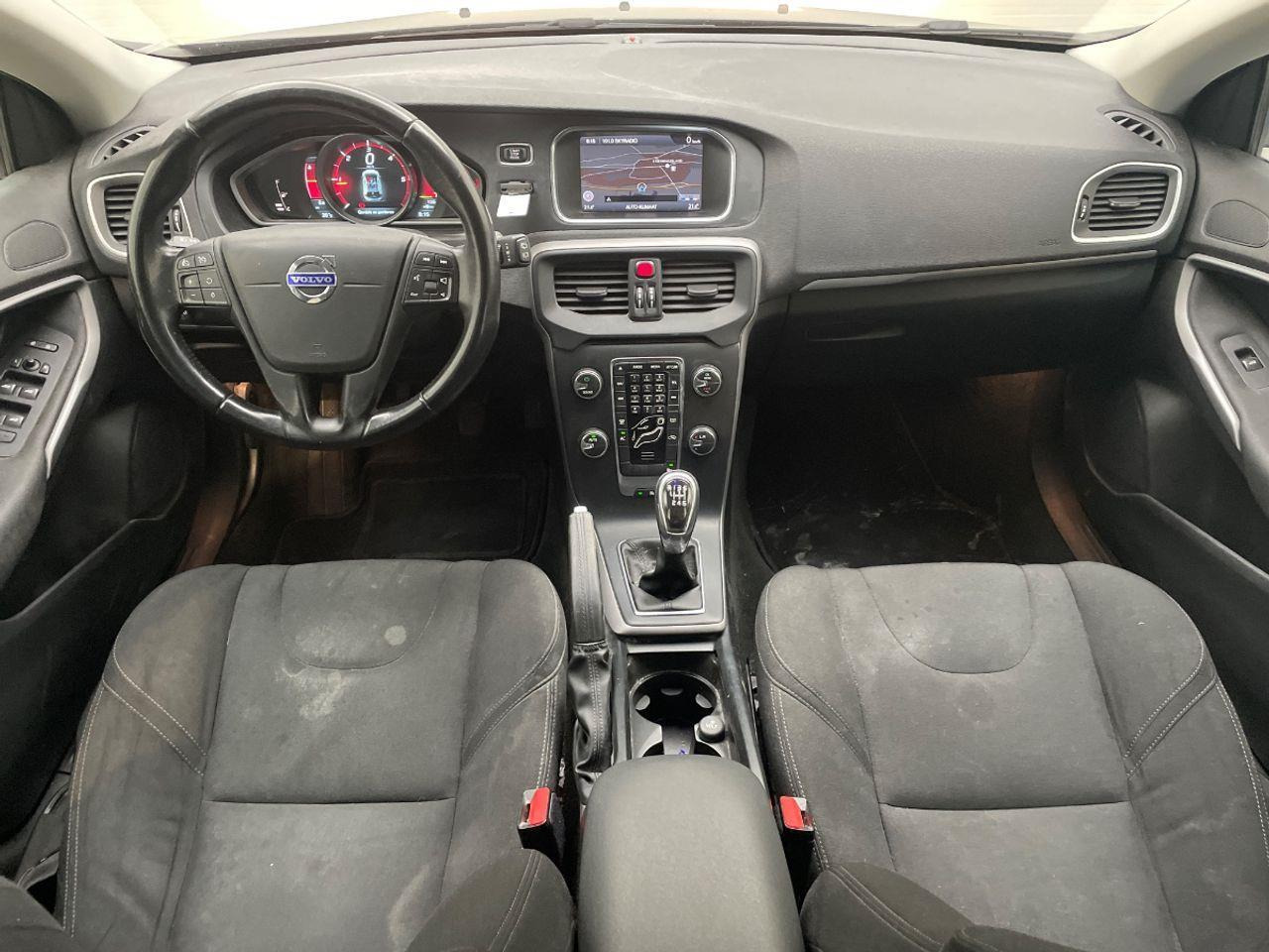 Volvo V40 1.6 D2 Momentum | 2014 | 219.070 km | 3ZRT72 | NAP: Geen oordeel - Automobil: slika Volvo V40 1.6 D2 Momentum | 2014 | 219.070 km | 3ZRT72 | NAP: Geen oordeel - Automobil Volvo V40 1.6 D2 Momentum | 2014 | 219.070 km | 3ZRT72 | NAP: Geen oordeel - Automobil: slika Volvo V40 1.6 D2 Momentum | 2014 | 219.070 km | 3ZRT72 | NAP: Geen oordeel - Automobil