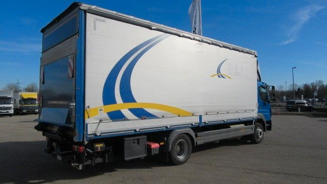Mercedes-Benz 1527L Pr. Pl. LBW, Schiebeplanen, Sperre - Kamion s ceradom: slika Mercedes-Benz 1527L Pr. Pl. LBW, Schiebeplanen, Sperre - Kamion s ceradom Mercedes-Benz 1527L Pr. Pl. LBW, Schiebeplanen, Sperre - Kamion s ceradom: slika Mercedes-Benz 1527L Pr. Pl. LBW, Schiebeplanen, Sperre - Kamion s ceradom