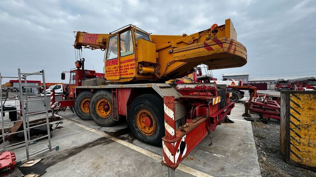 Liebherr LTM 1035-3 - Autodizalica za sve terene: slika Liebherr LTM 1035-3 - Autodizalica za sve terene Liebherr LTM 1035-3 - Autodizalica za sve terene: slika Liebherr LTM 1035-3 - Autodizalica za sve terene