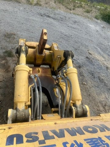 KOMATSU D475A-5E - Buldožer: slika KOMATSU D475A-5E - Buldožer KOMATSU D475A-5E - Buldožer: slika KOMATSU D475A-5E - Buldožer