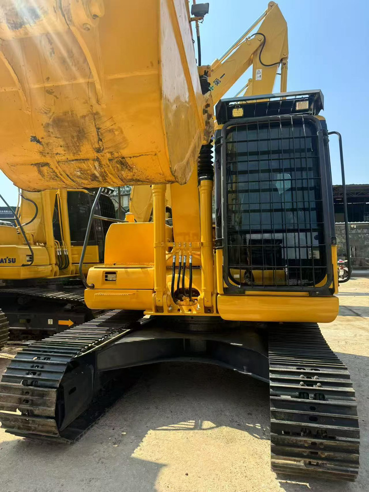 KOMATSU PC130-7 - Bager gusjeničar: slika KOMATSU PC130-7 - Bager gusjeničar KOMATSU PC130-7 - Bager gusjeničar: slika KOMATSU PC130-7 - Bager gusjeničar