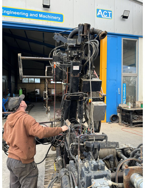 Hütte HBR 202 TF - Platforma za bušenje: slika Hütte HBR 202 TF - Platforma za bušenje Hütte HBR 202 TF - Platforma za bušenje: slika Hütte HBR 202 TF - Platforma za bušenje