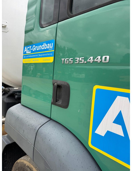 MAN TGS 32 - 440 - Utovarivač s proklizavajućim upravljanjem: slika MAN TGS 32 - 440 - Utovarivač s proklizavajućim upravljanjem MAN TGS 32 - 440 - Utovarivač s proklizavajućim upravljanjem: slika MAN TGS 32 - 440 - Utovarivač s proklizavajućim upravljanjem