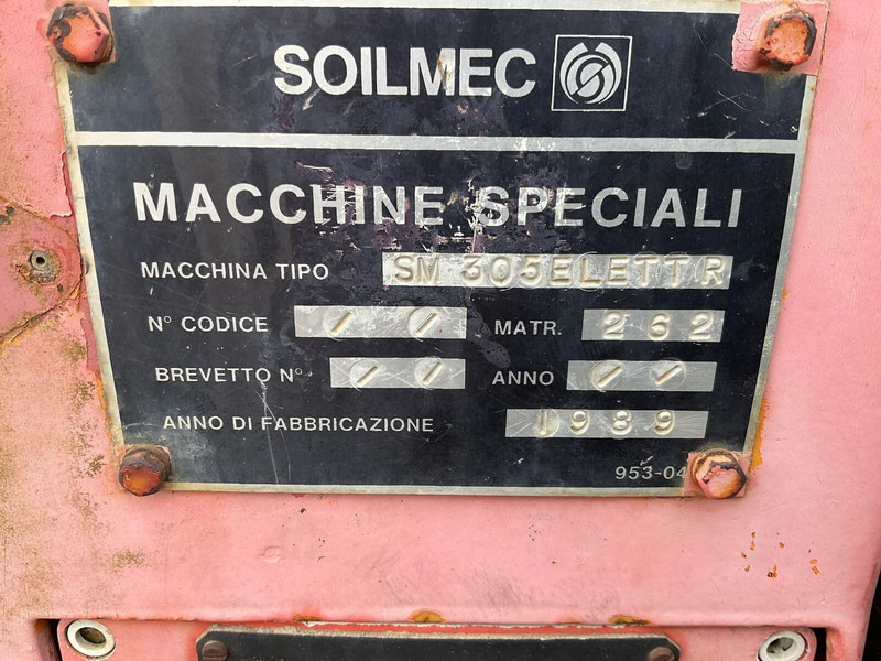 Soilmec SM305 - Platforma za bušenje: slika Soilmec SM305 - Platforma za bušenje Soilmec SM305 - Platforma za bušenje: slika Soilmec SM305 - Platforma za bušenje
