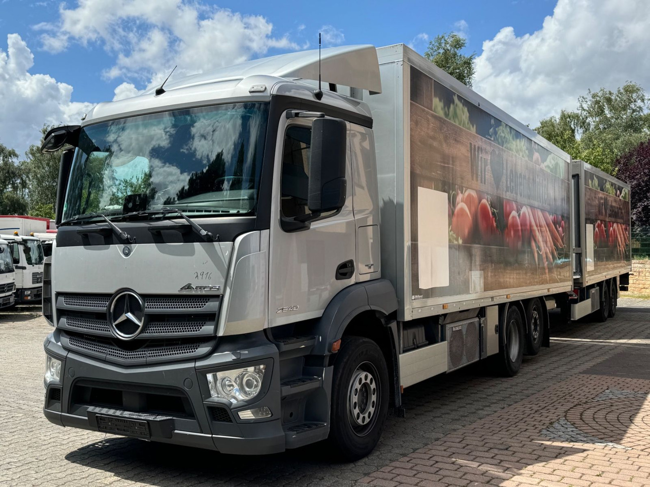 Mercedes-Benz Antos 2540/Durchladbar/2xLBW/Frigoblock - Kamion hladnjača: slika Mercedes-Benz Antos 2540/Durchladbar/2xLBW/Frigoblock - Kamion hladnjača Mercedes-Benz Antos 2540/Durchladbar/2xLBW/Frigoblock - Kamion hladnjača: slika Mercedes-Benz Antos 2540/Durchladbar/2xLBW/Frigoblock - Kamion hladnjača