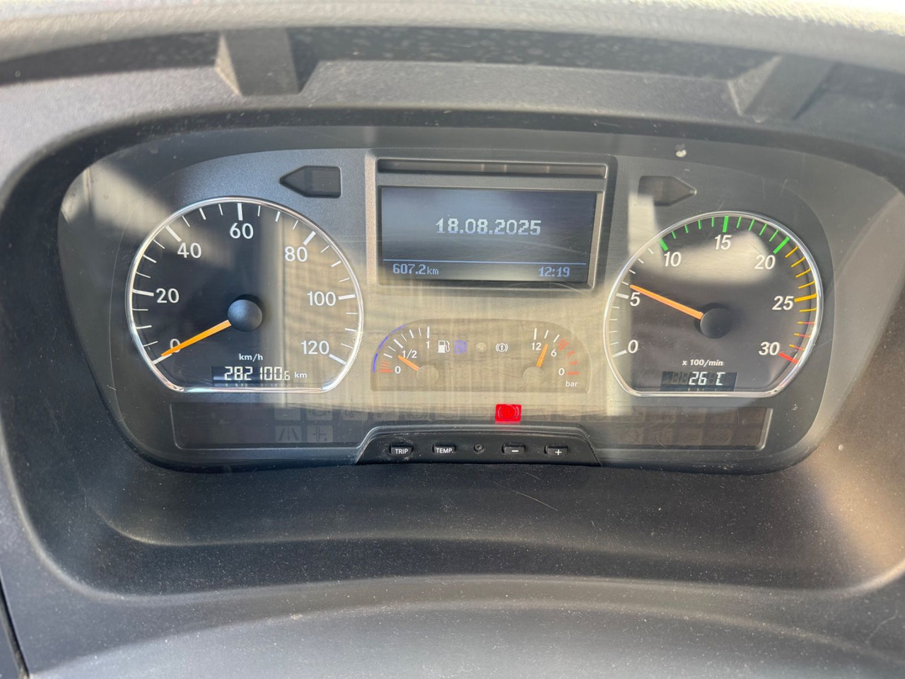 Mercedes-Benz Atego 816/Klima/LBW/EUR5/aus1.Hand - Dostavno vozilo sa zatvorenim sandukom: slika Mercedes-Benz Atego 816/Klima/LBW/EUR5/aus1.Hand - Dostavno vozilo sa zatvorenim sandukom Mercedes-Benz Atego 816/Klima/LBW/EUR5/aus1.Hand - Dostavno vozilo sa zatvorenim sandukom: slika Mercedes-Benz Atego 816/Klima/LBW/EUR5/aus1.Hand - Dostavno vozilo sa zatvorenim sandukom