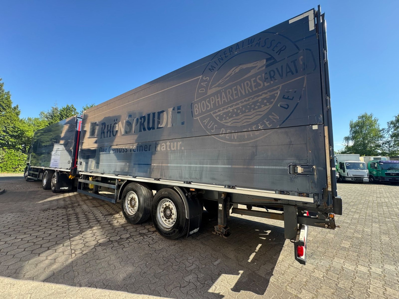 Scania R450 Lift-Achse/Mitnahmestp./Kupplungsp/2instock - Kamion za prijevoz pića: slika Scania R450 Lift-Achse/Mitnahmestp./Kupplungsp/2instock - Kamion za prijevoz pića Scania R450 Lift-Achse/Mitnahmestp./Kupplungsp/2instock - Kamion za prijevoz pića: slika Scania R450 Lift-Achse/Mitnahmestp./Kupplungsp/2instock - Kamion za prijevoz pića