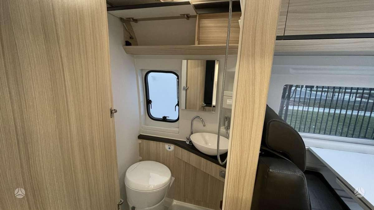 Novi Kamp kombi ADRIA Twin 600 SP Family: slika Novi Kamp kombi ADRIA Twin 600 SP Family