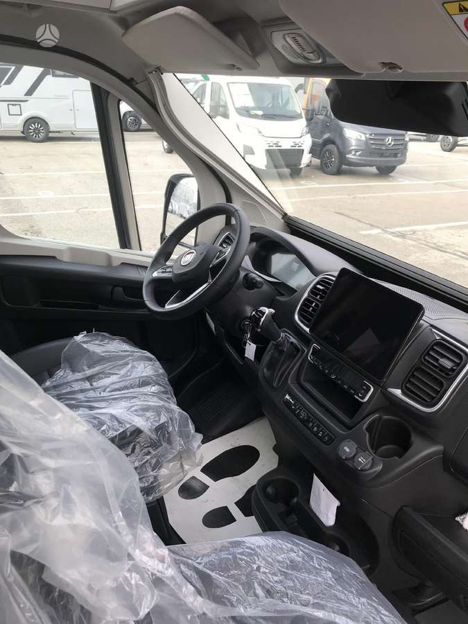 ADRIA Twin Sport 640 SG - Kamp kombi: slika ADRIA Twin Sport 640 SG - Kamp kombi ADRIA Twin Sport 640 SG - Kamp kombi: slika ADRIA Twin Sport 640 SG - Kamp kombi