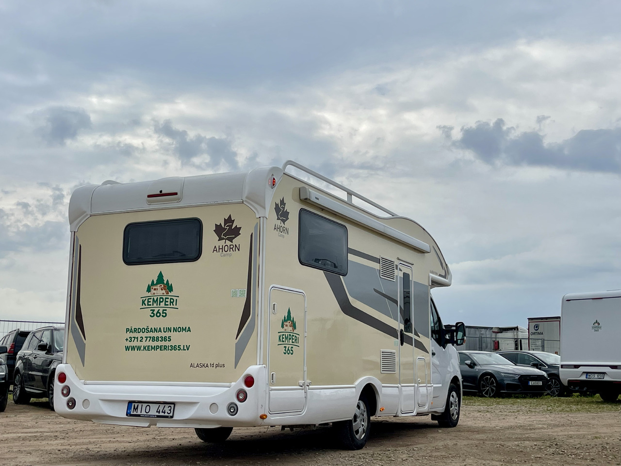 AHORN CAMP Alaska TD plus - Poluintegrirani kamper: slika AHORN CAMP Alaska TD plus - Poluintegrirani kamper AHORN CAMP Alaska TD plus - Poluintegrirani kamper: slika AHORN CAMP Alaska TD plus - Poluintegrirani kamper