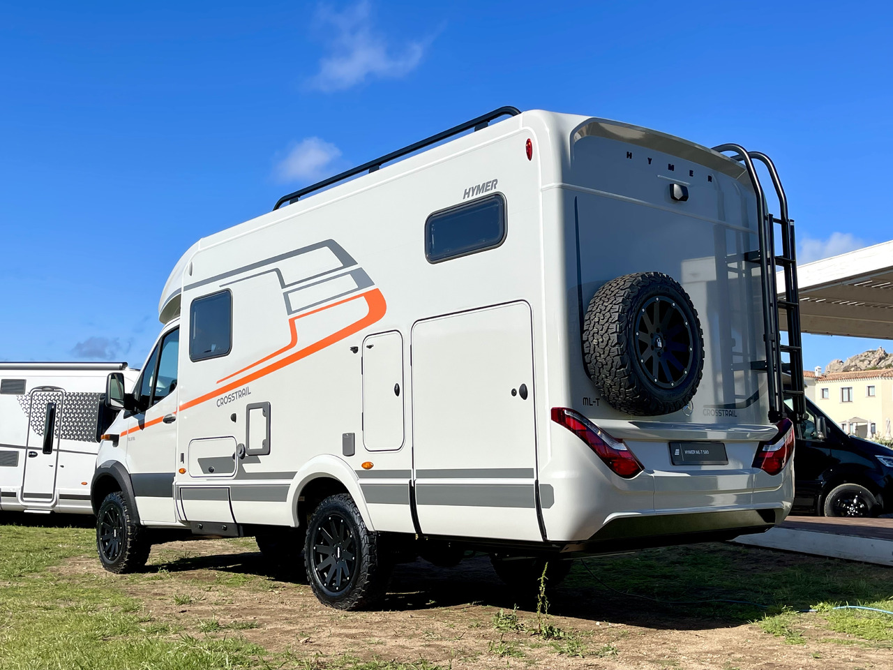 Hymer MLT Cross Trail - Poluintegrirani kamper: slika Hymer MLT Cross Trail - Poluintegrirani kamper Hymer MLT Cross Trail - Poluintegrirani kamper: slika Hymer MLT Cross Trail - Poluintegrirani kamper