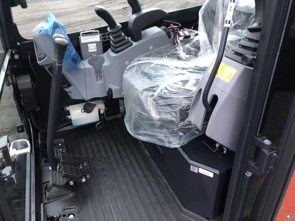 KUBOTA KX027-4 - Mini bager: slika KUBOTA KX027-4 - Mini bager KUBOTA KX027-4 - Mini bager: slika KUBOTA KX027-4 - Mini bager