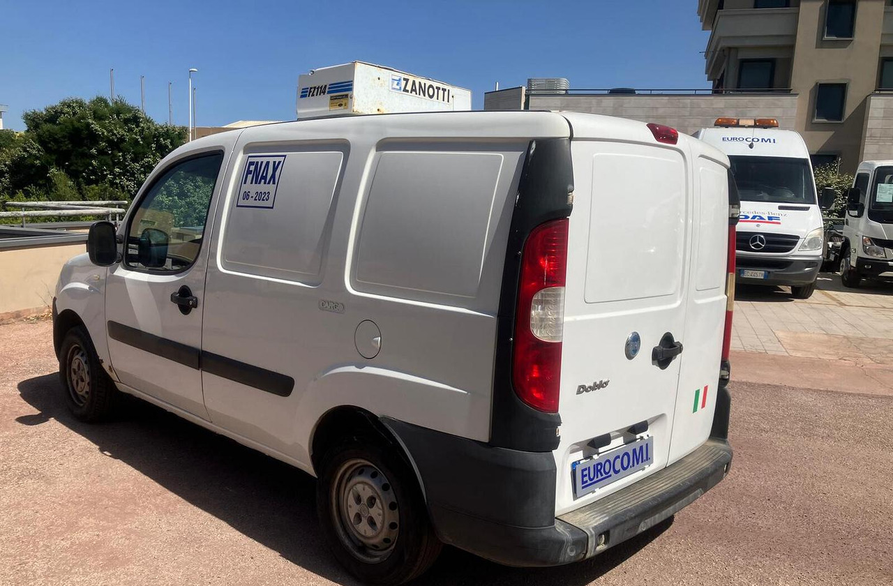 DOBLO' CON COIBENTAZIONE E GRUPPO FRIGO - Dostavno vozilo hladnjača: slika DOBLO' CON COIBENTAZIONE E GRUPPO FRIGO - Dostavno vozilo hladnjača DOBLO' CON COIBENTAZIONE E GRUPPO FRIGO - Dostavno vozilo hladnjača: slika DOBLO' CON COIBENTAZIONE E GRUPPO FRIGO - Dostavno vozilo hladnjača