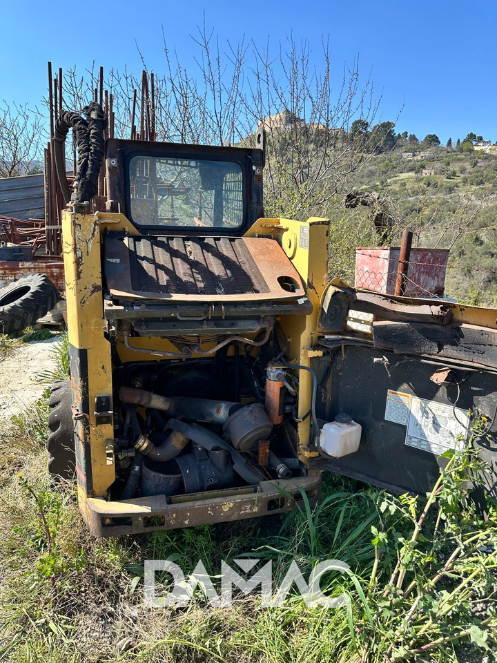 CAT 248 - Mini utovarivač: slika CAT 248 - Mini utovarivač CAT 248 - Mini utovarivač: slika CAT 248 - Mini utovarivač